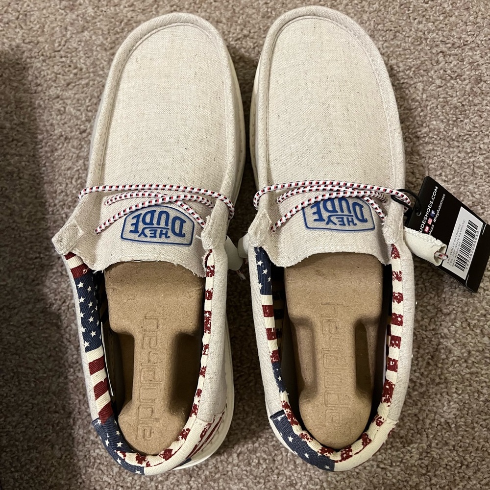 BNWT Hey Dudes